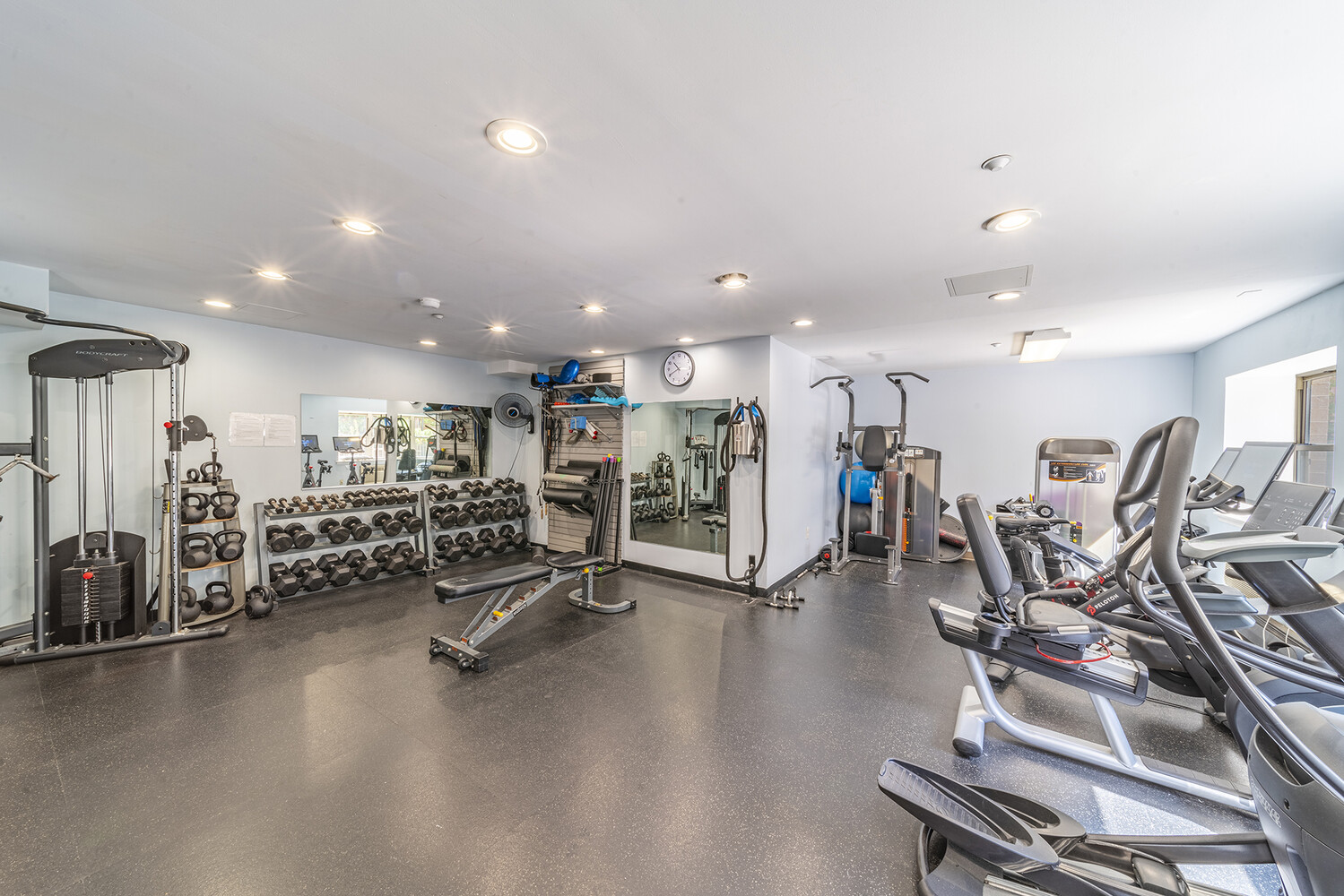 1787 Madison Avenue 202 East Harlem New York NY 10035