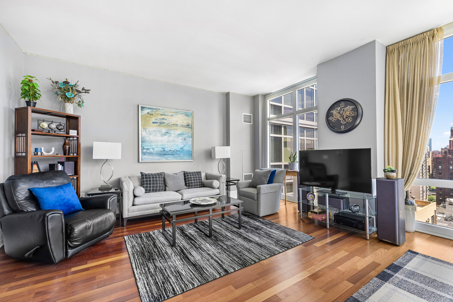 300 East 55th Street Sutton Place New York NY 10022