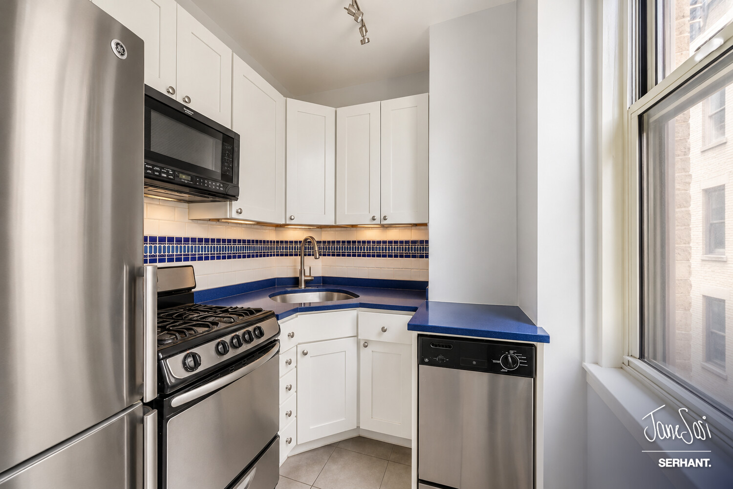 4 Lexington Avenue 6G Gramercy Park New York NY 10010