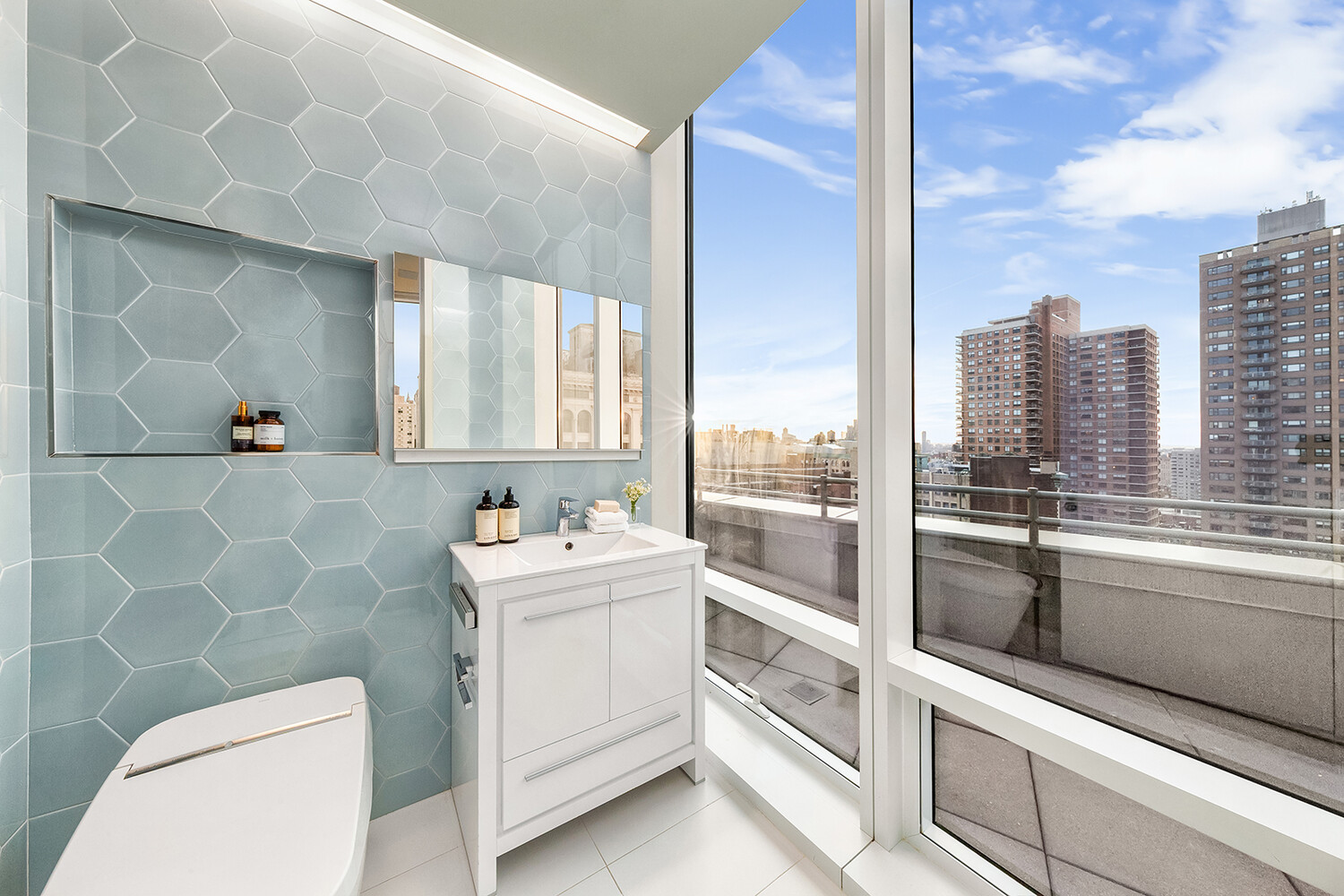445 Lafayette Street PENTHOUS17 Noho New York NY 10003