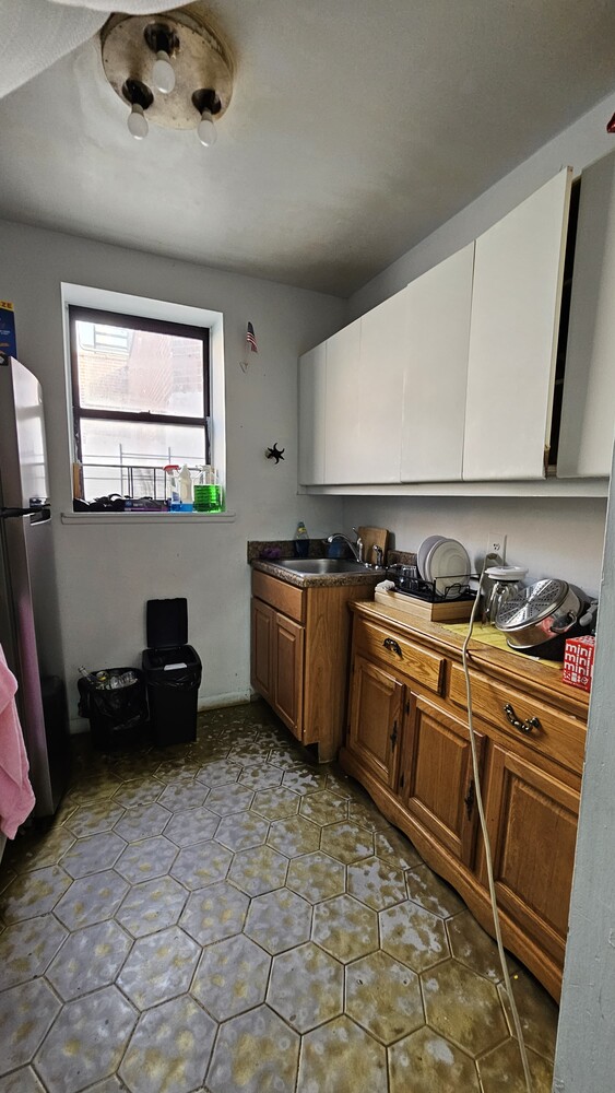 319 East 105th Street 6B East Harlem New York NY 10029