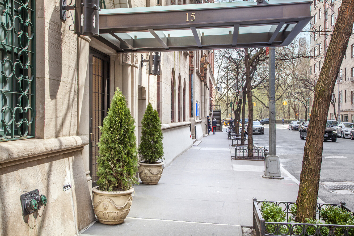 15 West 63rd Street Lincoln Square New York NY 10023