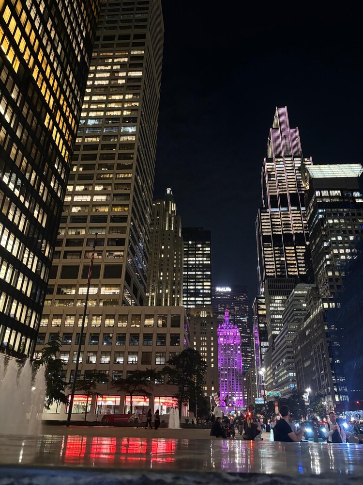 1600 Broadway Midtown West New York NY 10019