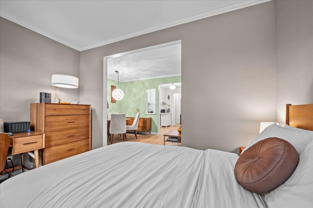 1125 Lorimer Street 2J Greenpoint Brooklyn NY 11222