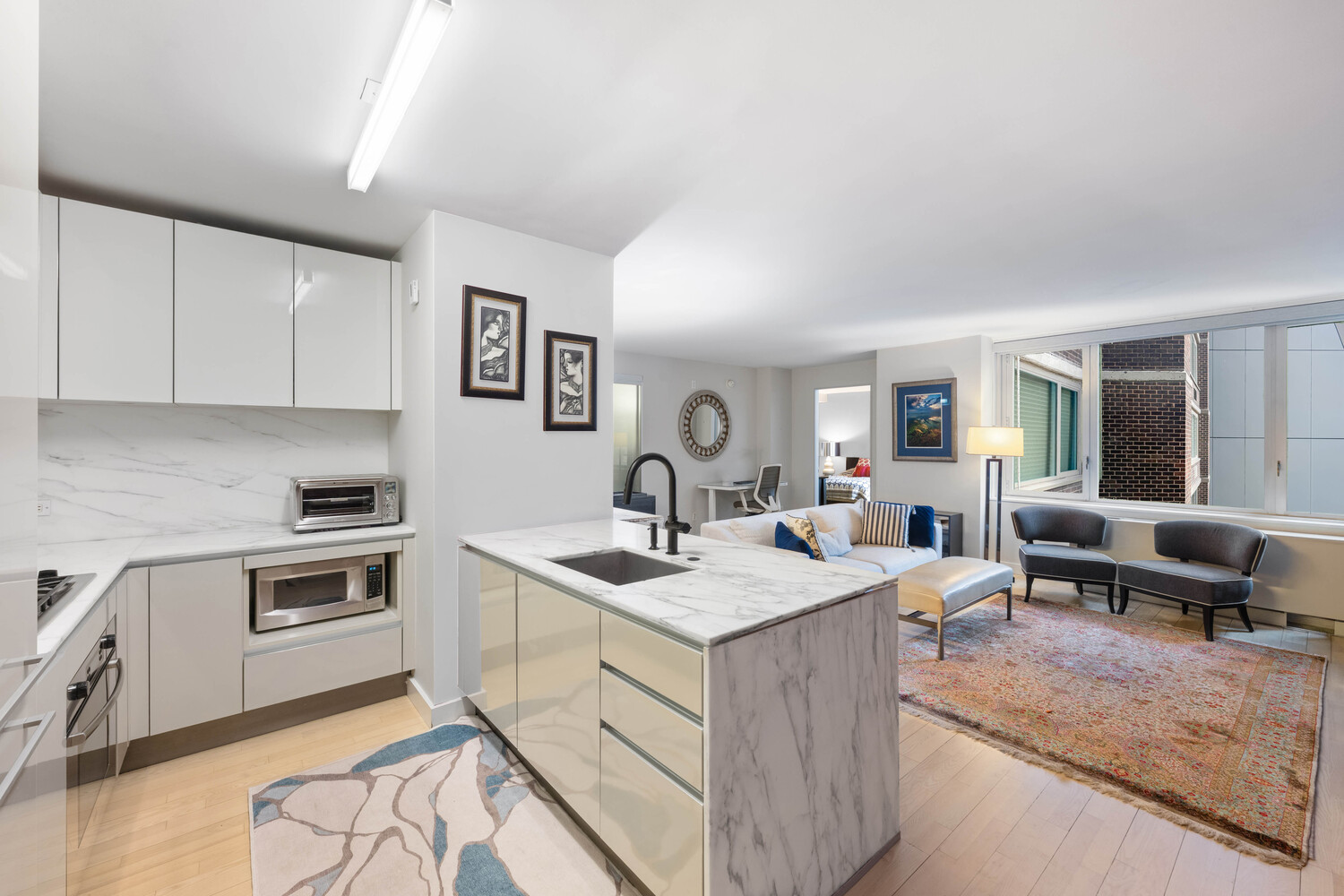 322 West 57th Street 32Q Clinton New York NY 10019