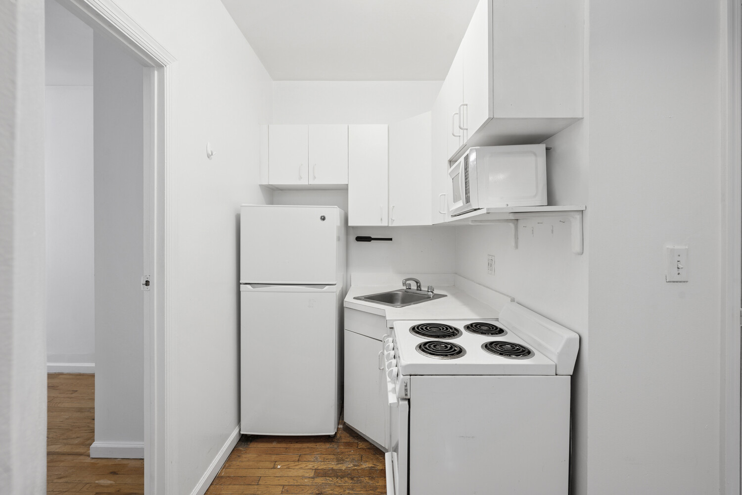 320 East 49th Street 35 Turtle Bay New York NY 10017