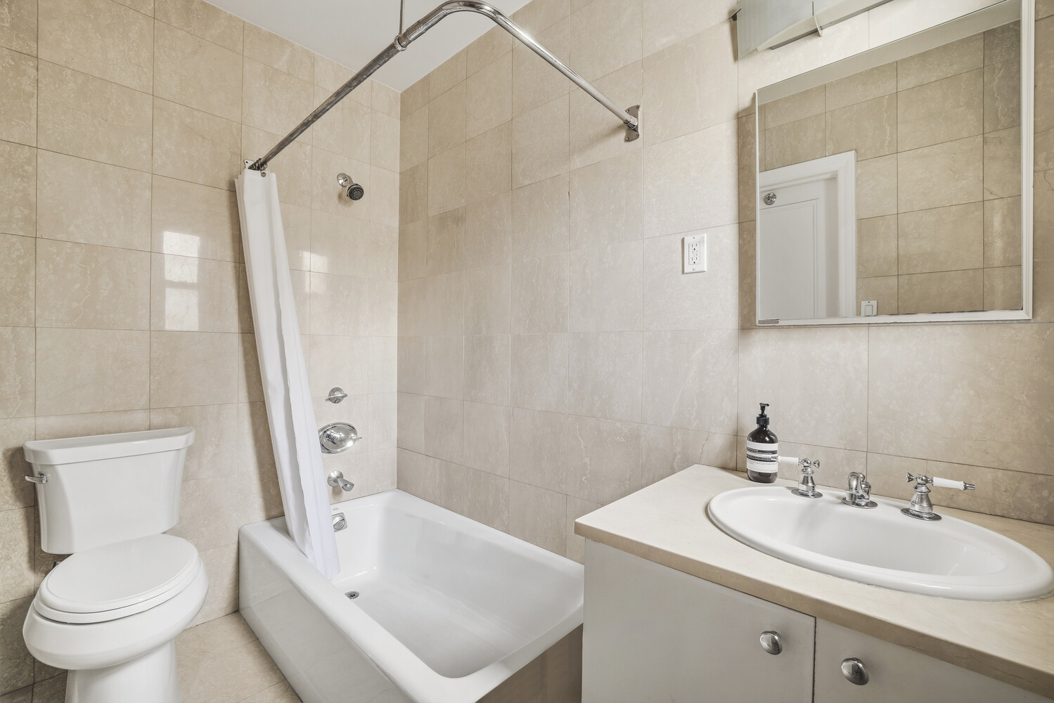 17 East 89th Street Carnegie Hill New York NY 10128