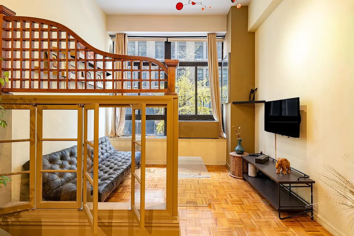 310 East 46th Street 3P Turtle Bay New York NY 10017