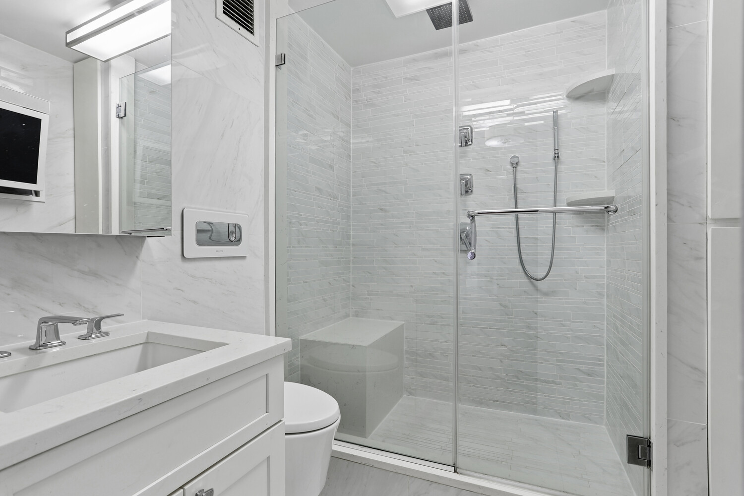 330 East 38th Street 43P Murray Hill New York NY 10016