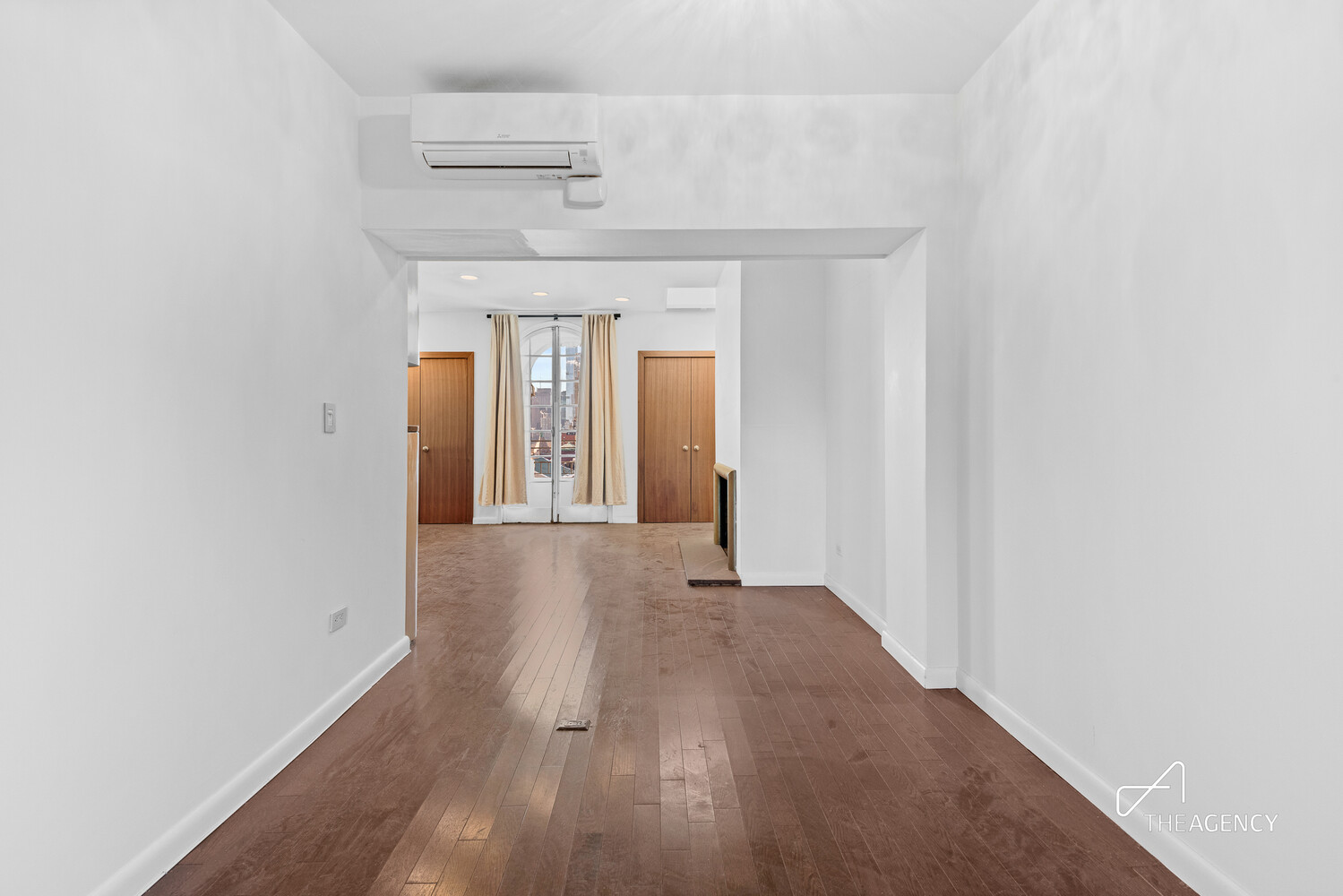 11 West 81st Street PHB Central Park West New York NY 10024