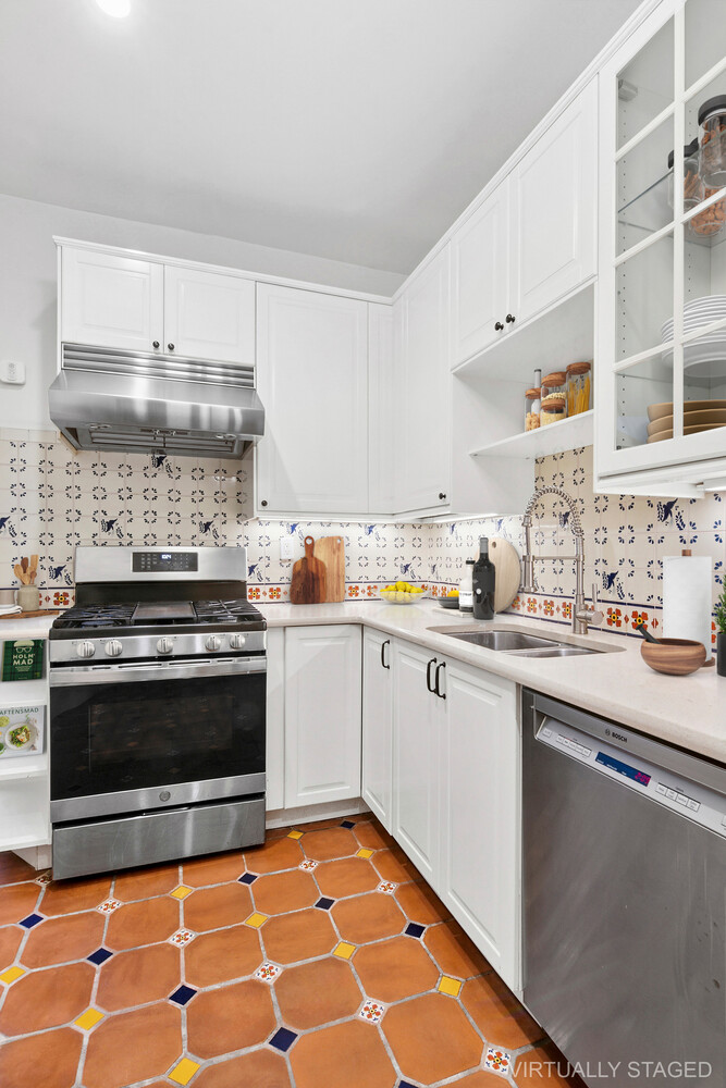 400 Lincoln Place 3I Prospect Heights Brooklyn NY 11238