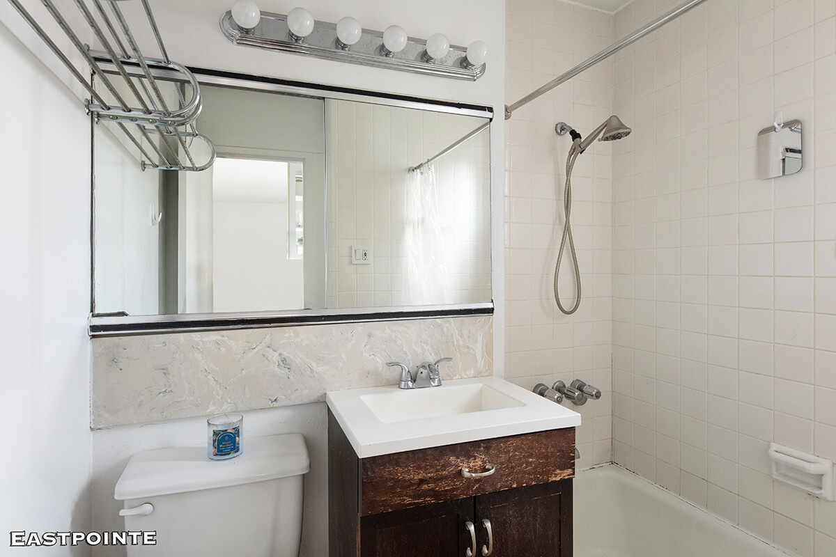 252 West 20th Street 5A Chelsea New York NY 10011