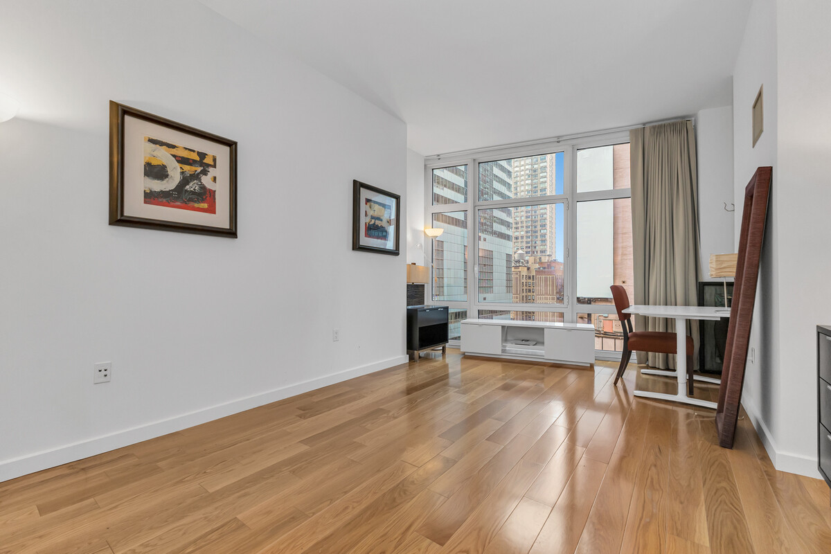1600 Broadway Midtown West New York NY 10019