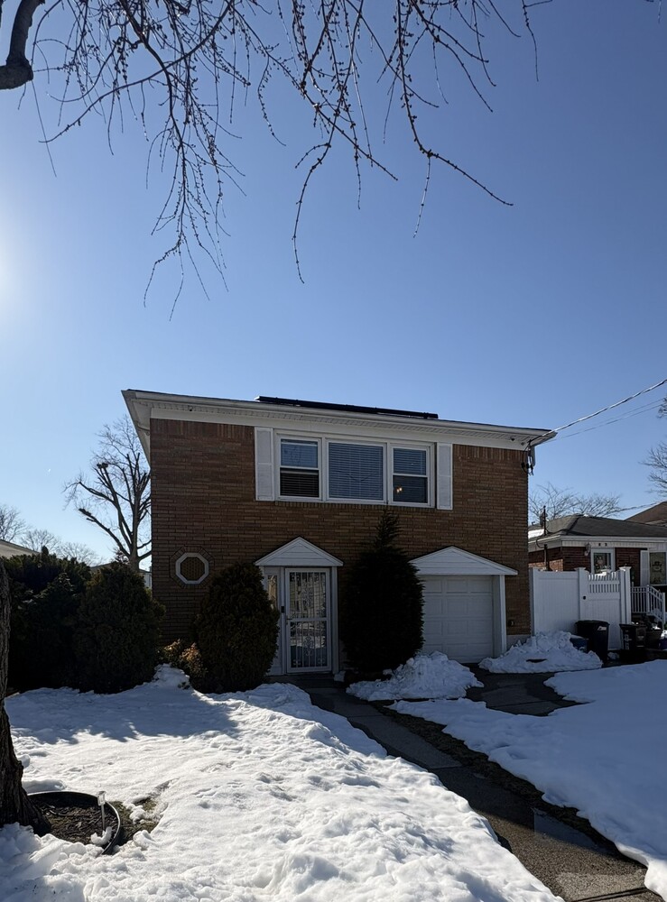 86 Notre Dame Avenue 2 Great Kills Staten Island NY 10308