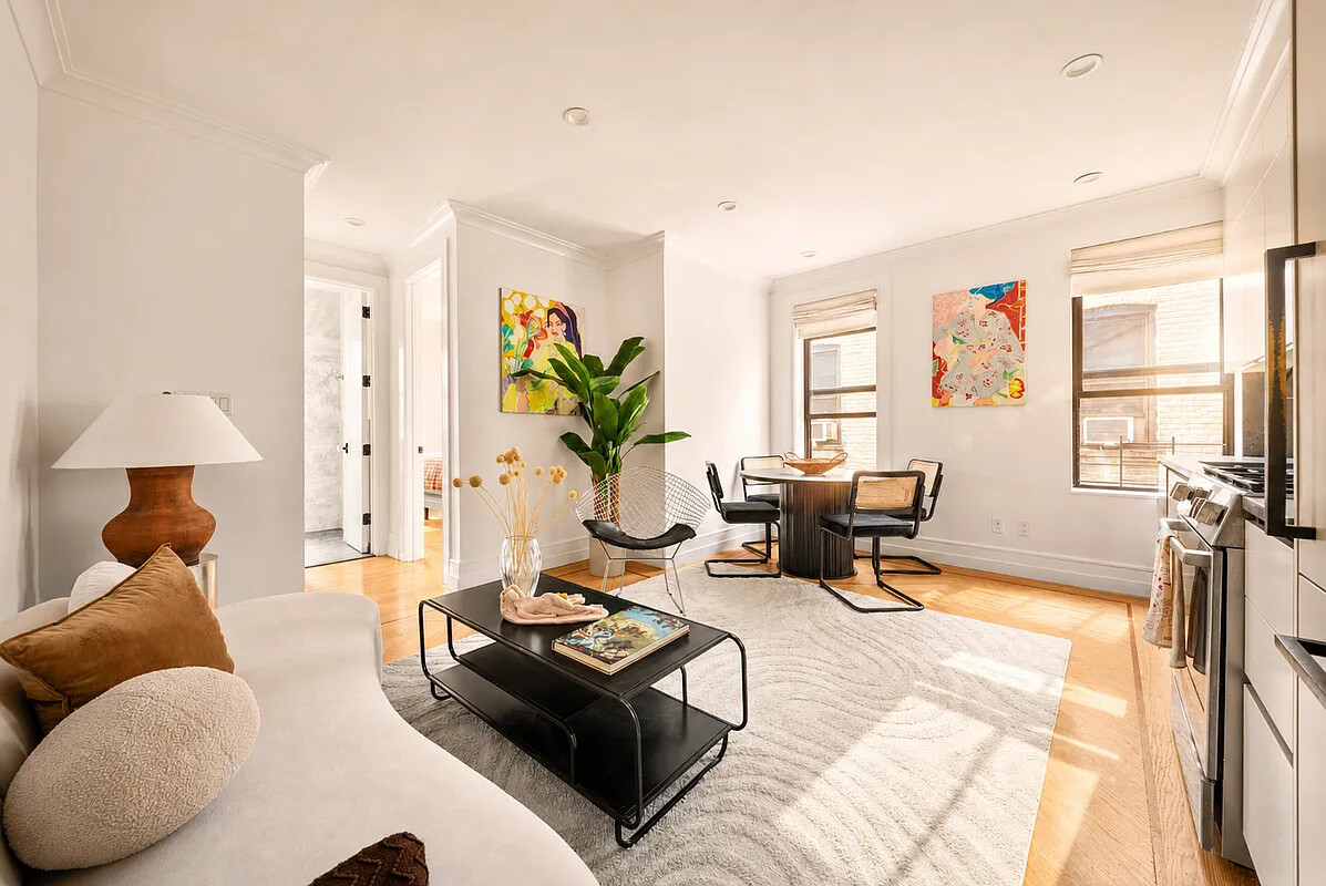 24-39 38th Street 1D Astoria Queens NY 11103