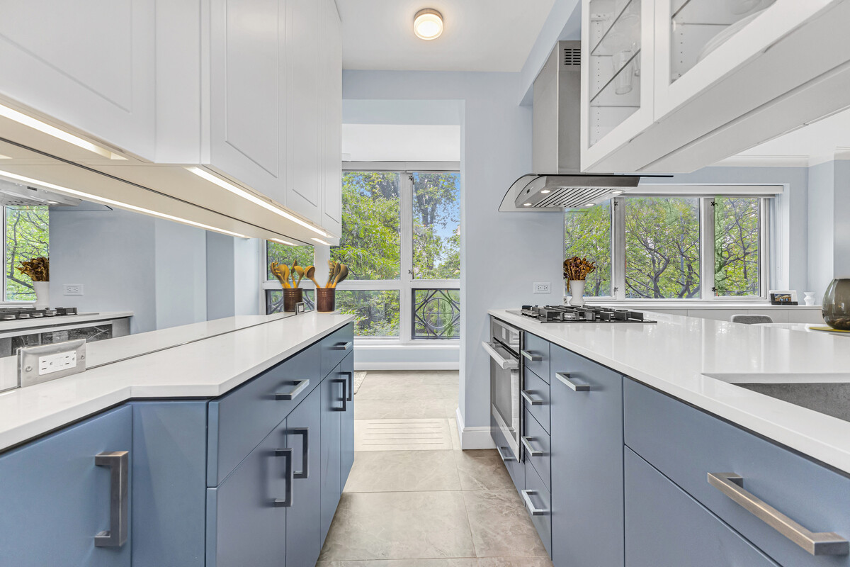 923 Fifth Avenue 4B Upper East Side New York NY 10021