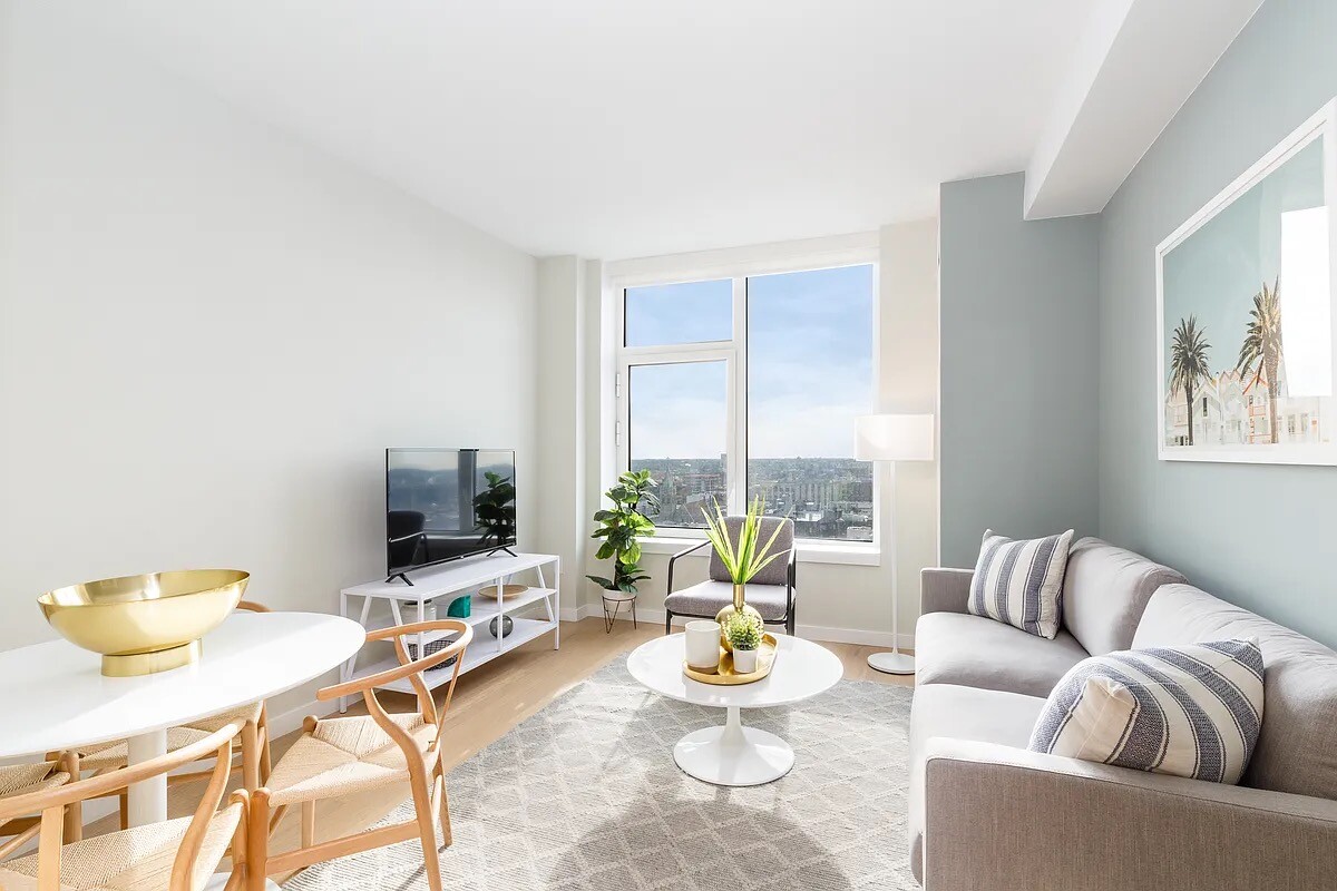 123 Linden Blvd. 17Y Flatbush Brooklyn NY 11226