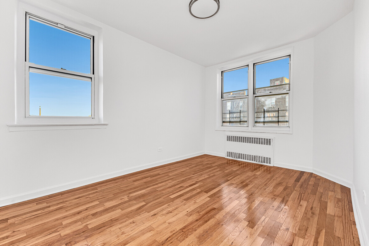 67-30 Clyde Street 5C Forest Hills Queens NY 11375