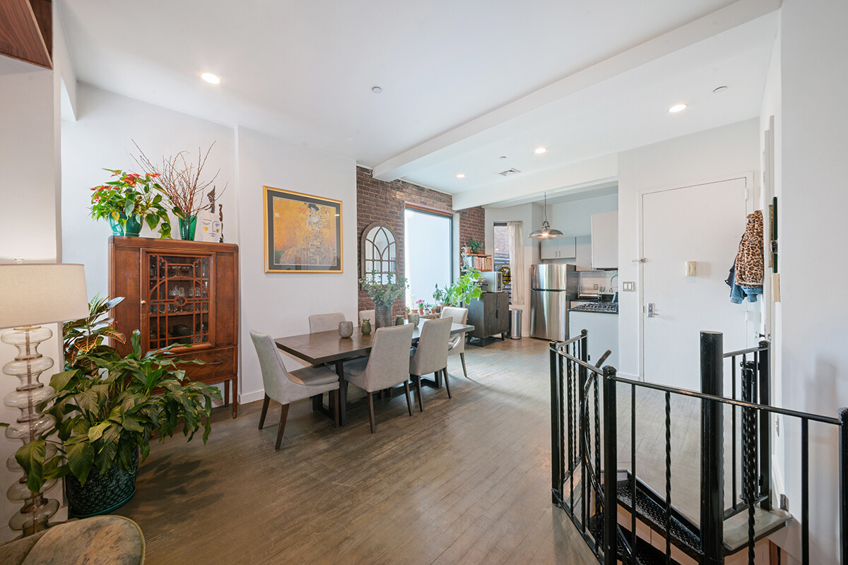 156 Pulaski Street 1C Bedford Stuyvesant Brooklyn NY 11206