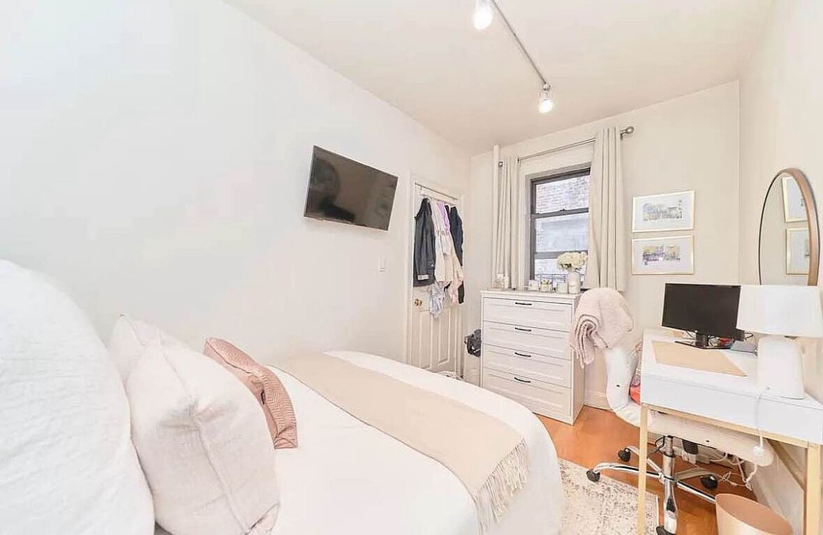 55 Barrow Street 5 W. Greenwich Village New York NY 10014