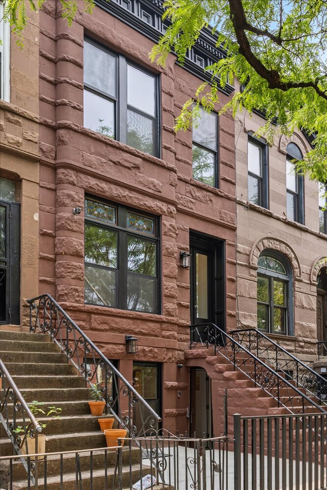 394 Bainbridge Street Stuyvesant Heights Brooklyn NY 11233