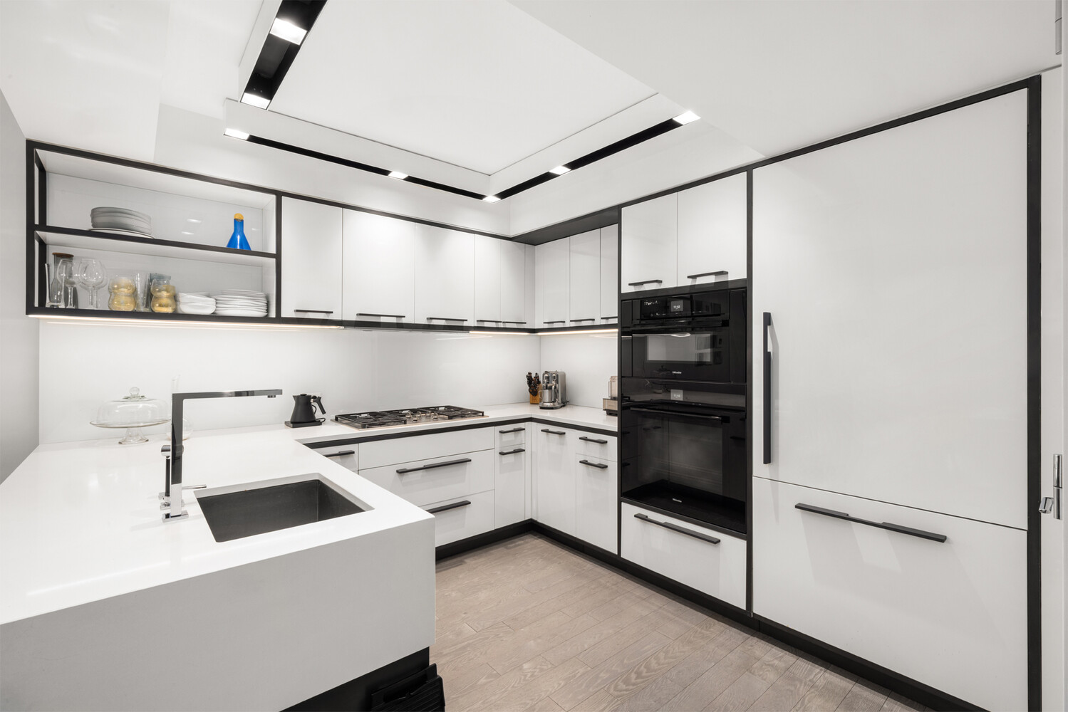 70 Charlton Street Soho New York NY 10014