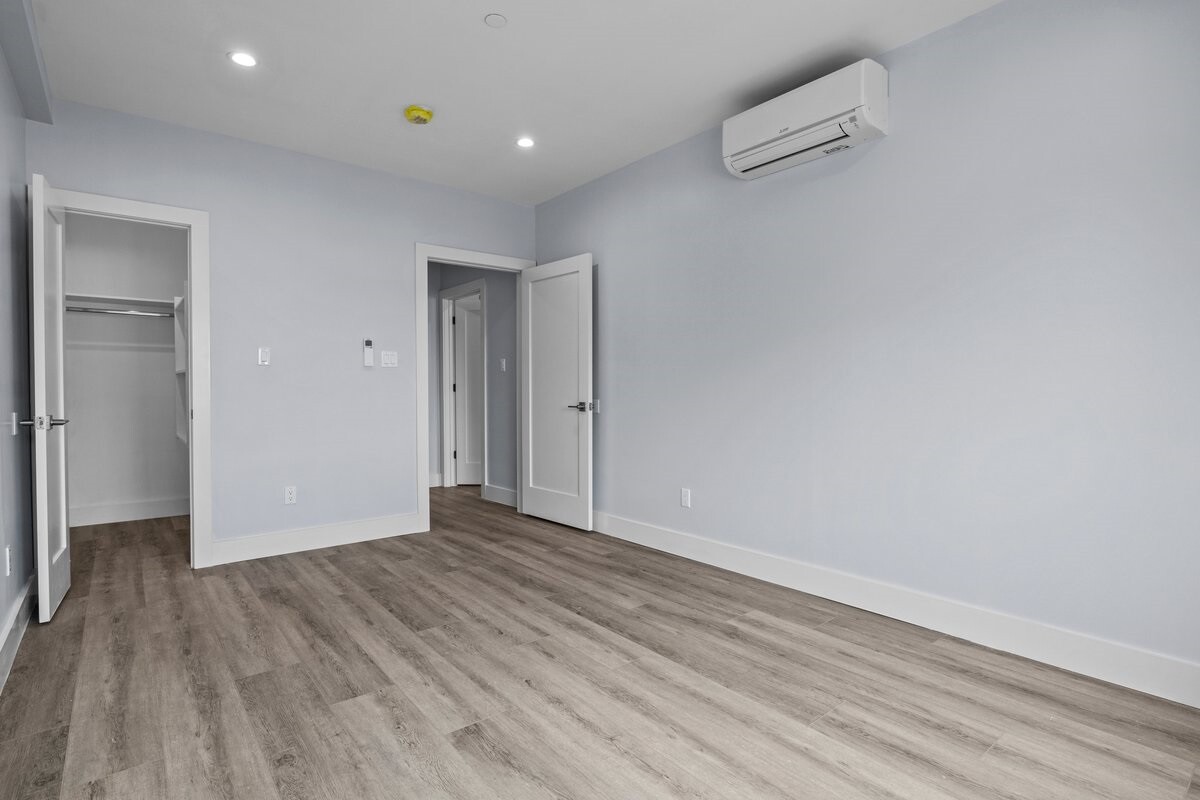 234 Norwood Avenue 3B Highland Park Brooklyn NY 11208