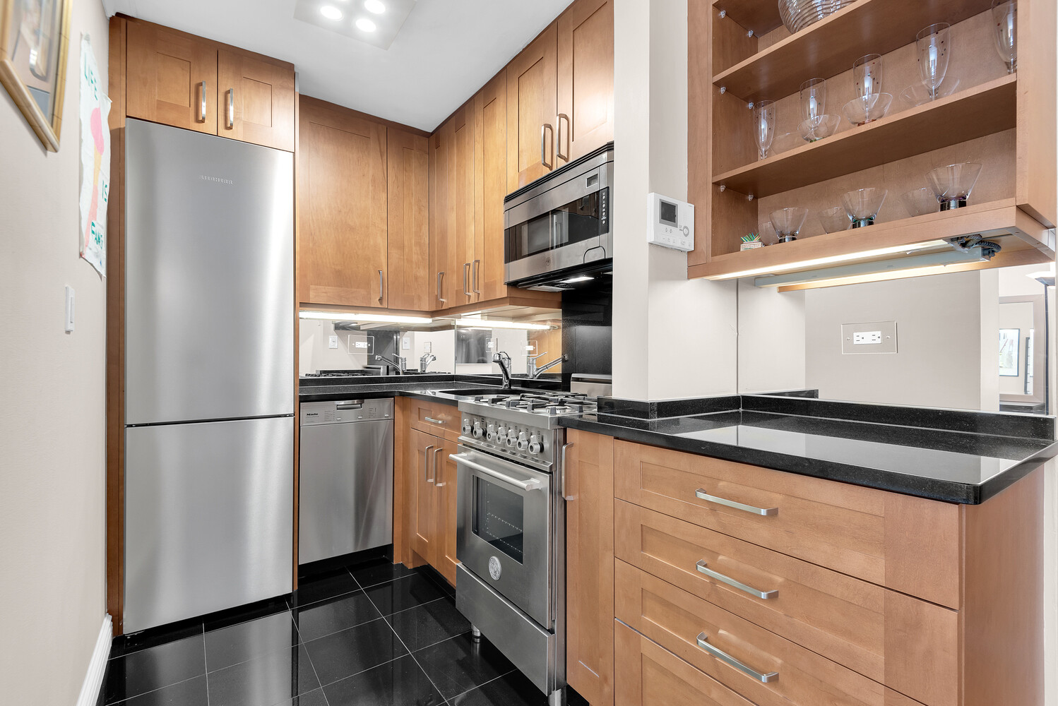 314 West 56th Street 2A Clinton New York NY 10019