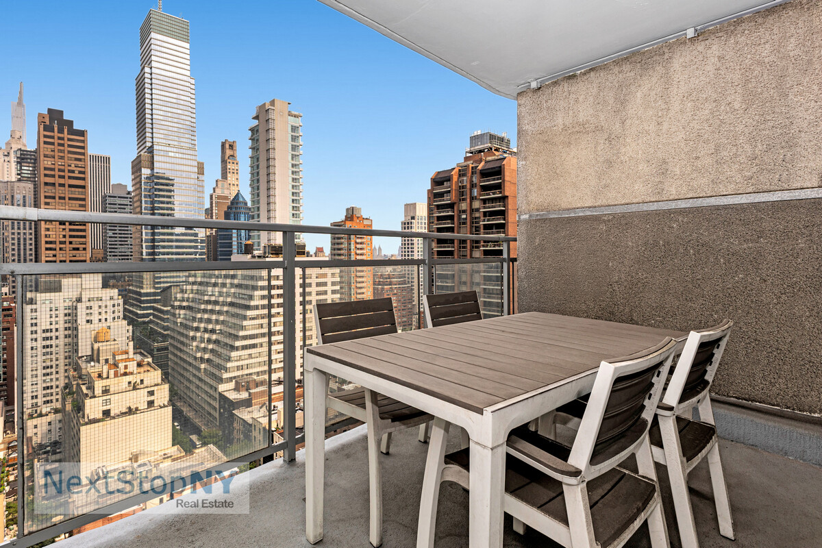 303 East 57th Street 24E Sutton Place New York NY 10022
