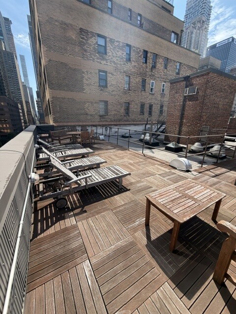 314 West 56th Street 2A Clinton New York NY 10019