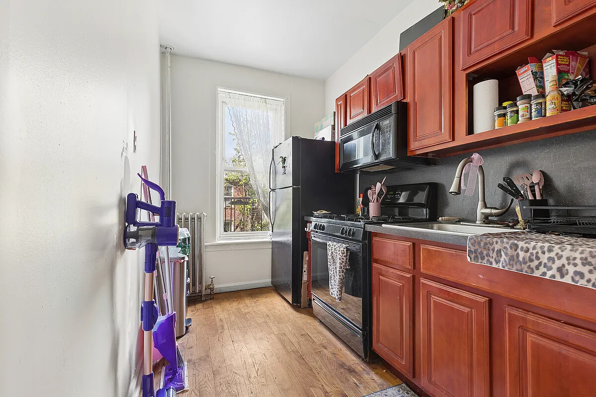 381 Sumpter Street Ocean Hill Brooklyn NY 11233