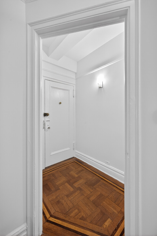 30 West 90th Street 1E Upper West Side New York NY 10024