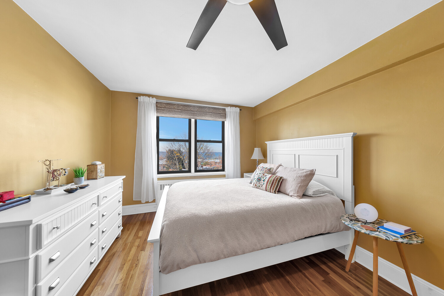 7259 Shore Road 5H Bay Ridge Brooklyn NY 11209