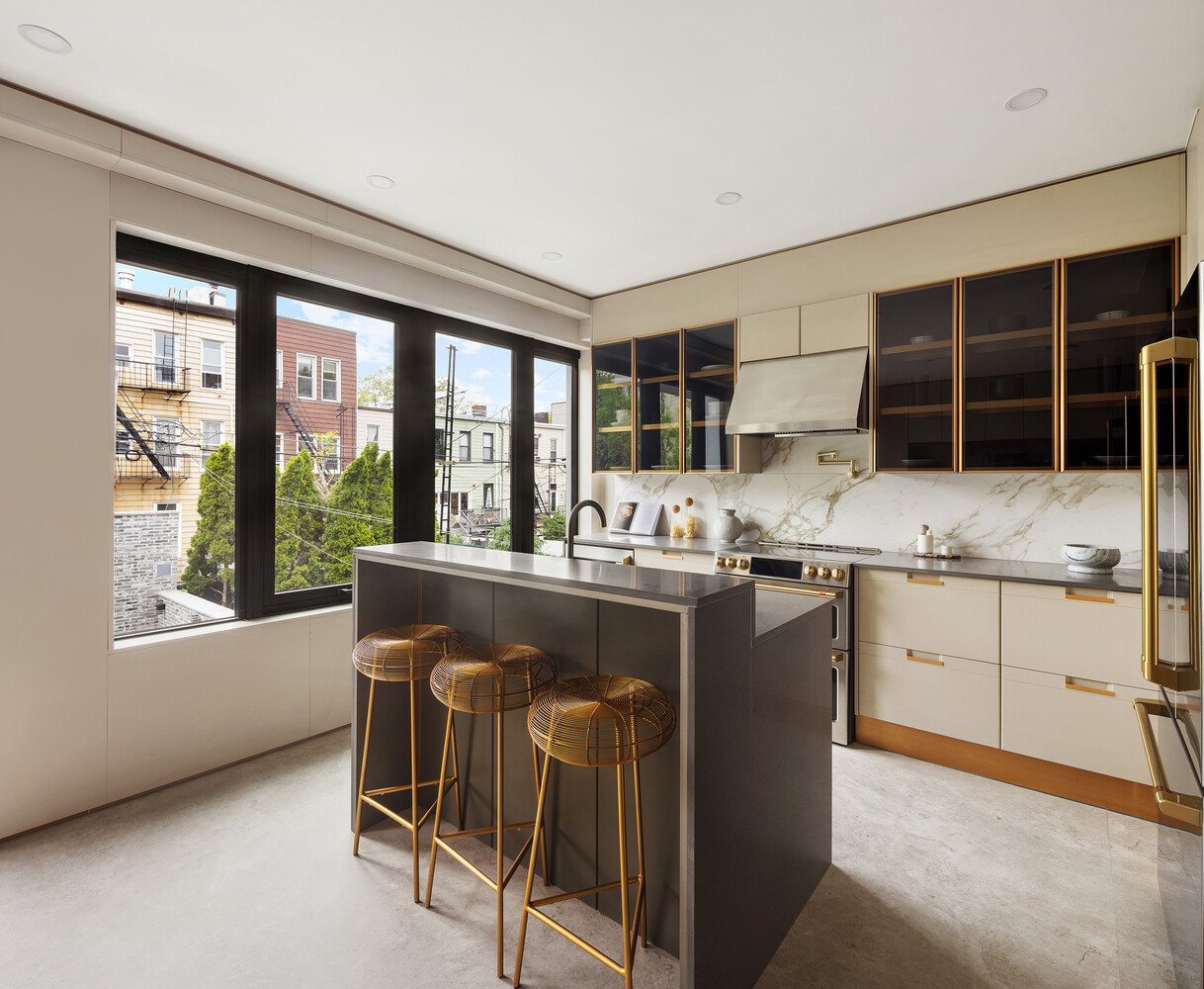 173 Kingsland Avenue Greenpoint Brooklyn NY 11222