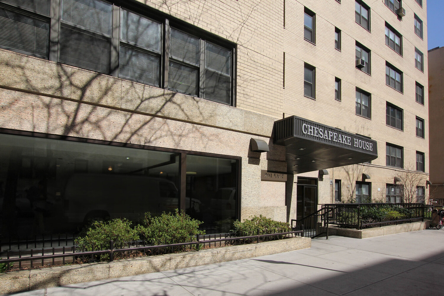 201 East 28th Street 2R Kips Bay New York NY 10016