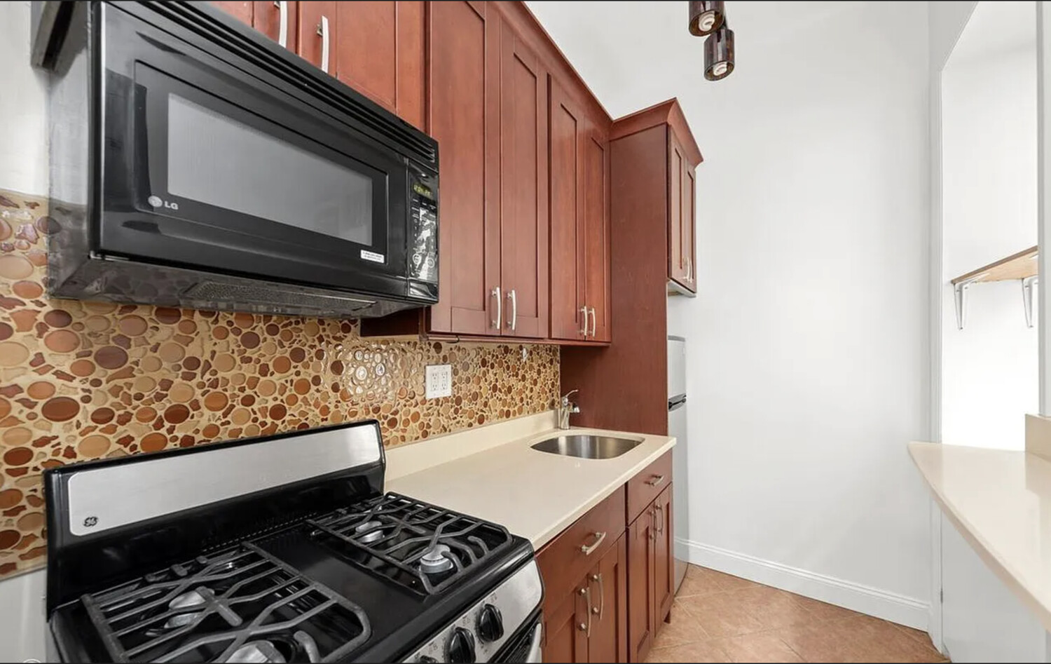 342 West 56th Street 2F Clinton New York NY 10019