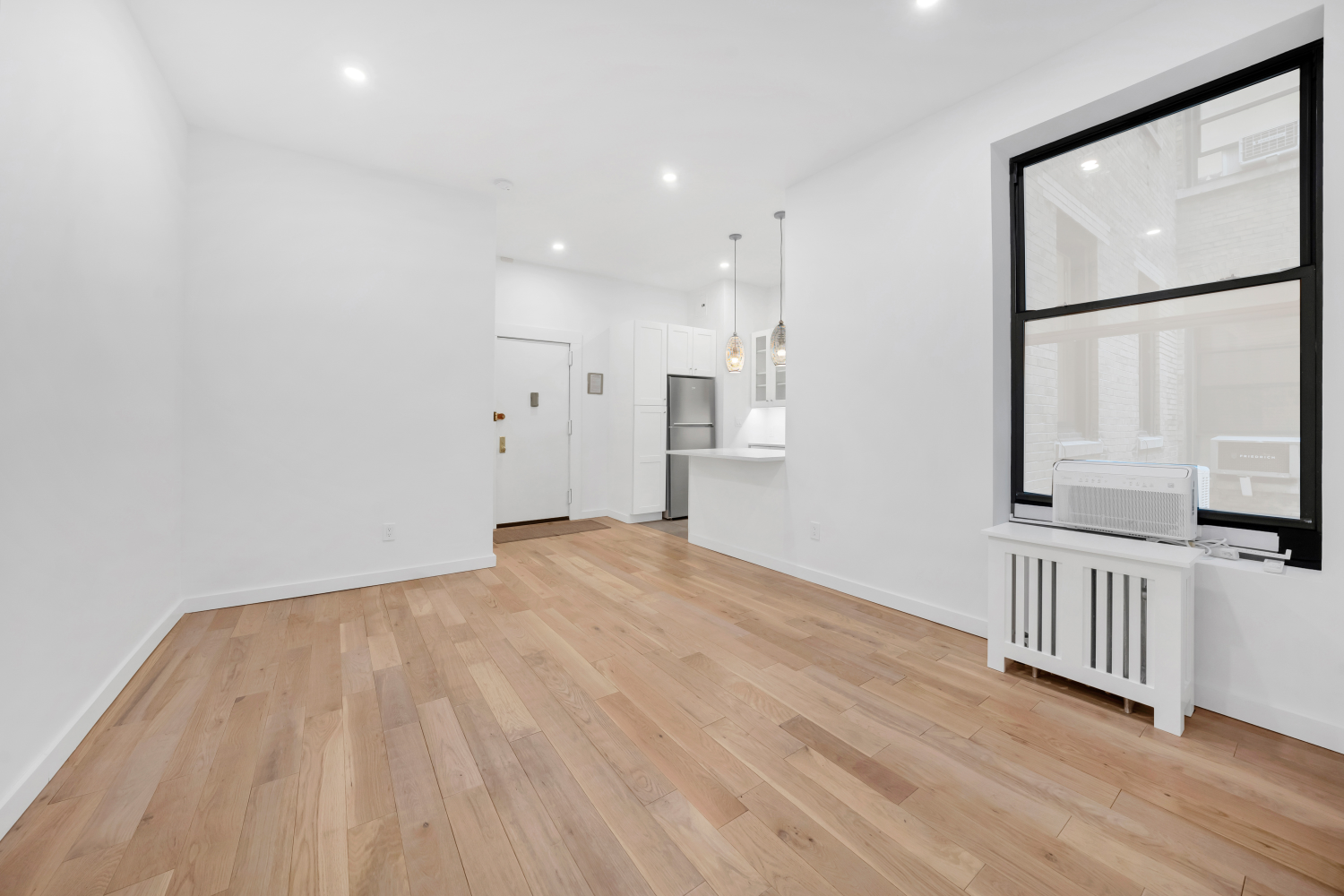 135 West 16th Street 111 Chelsea New York NY 10011