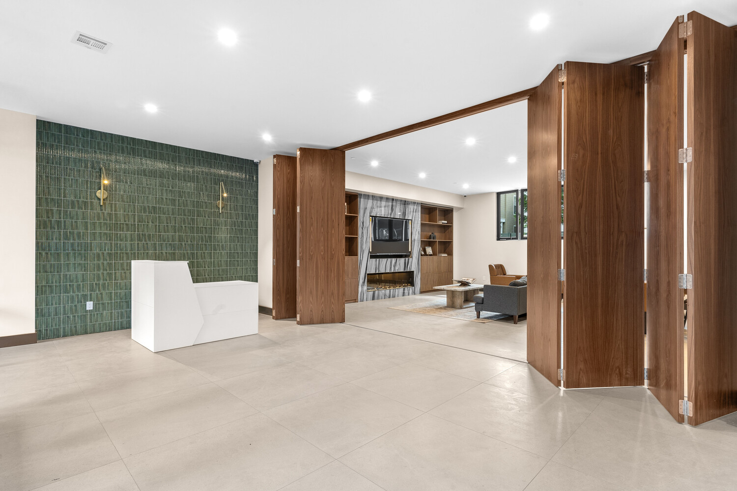 36 India Street 5E Greenpoint Brooklyn NY 11222