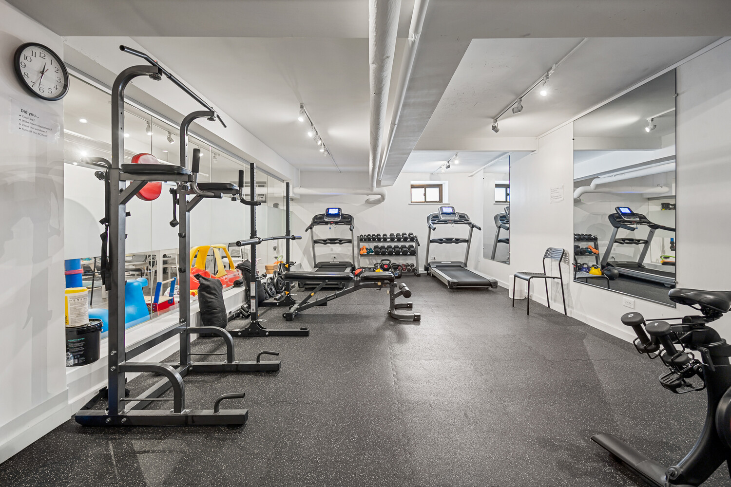 385 Argyle Road 2G Ditmas Park Brooklyn NY 11218