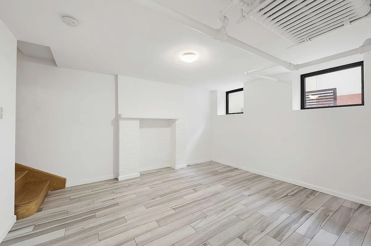 605 Vanderbilt Avenue Prospect Heights Brooklyn NY 11238