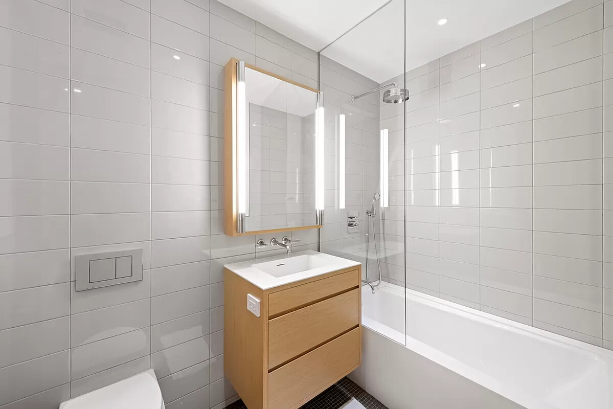 71 Reade Street Tribeca New York NY 10007