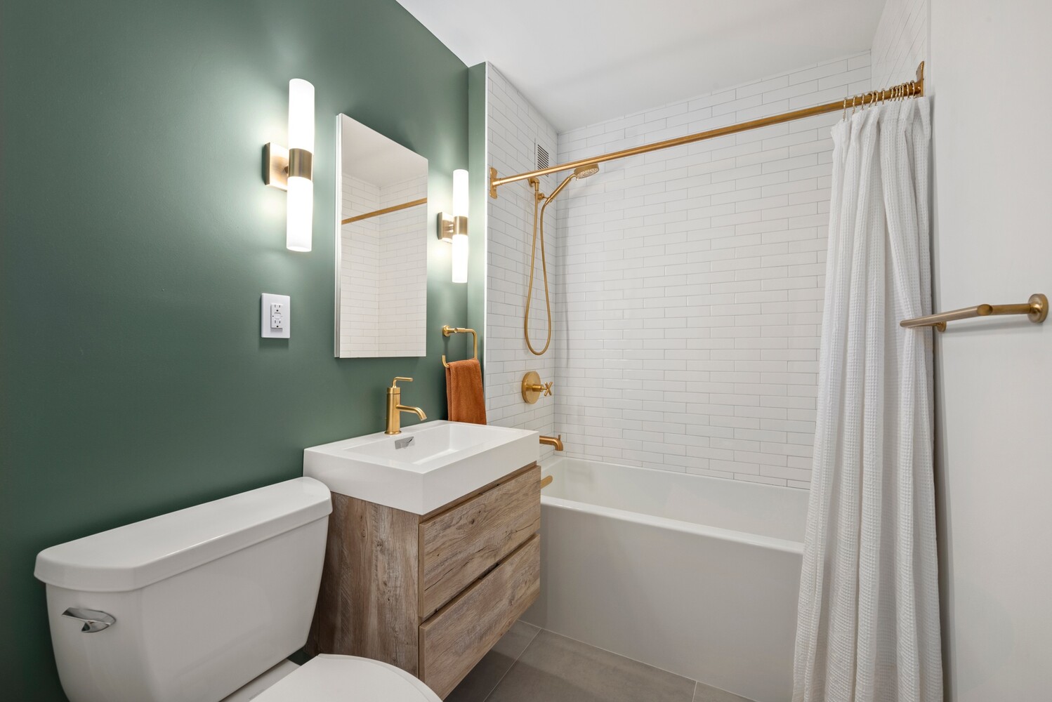 1400 Fifth Avenue 5L West Harlem New York NY 10026