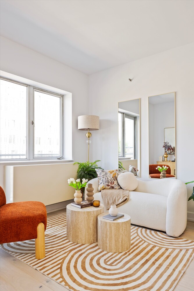 100 Maspeth Avenue 4F East Williamsburg Brooklyn NY 11211