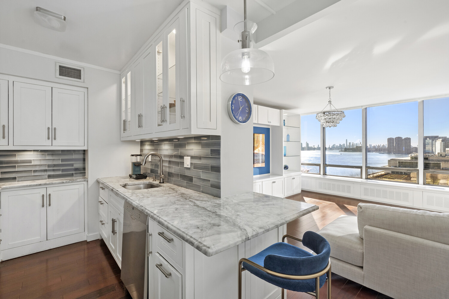 870 United Nations Plaza Beekman Place New York NY 10017