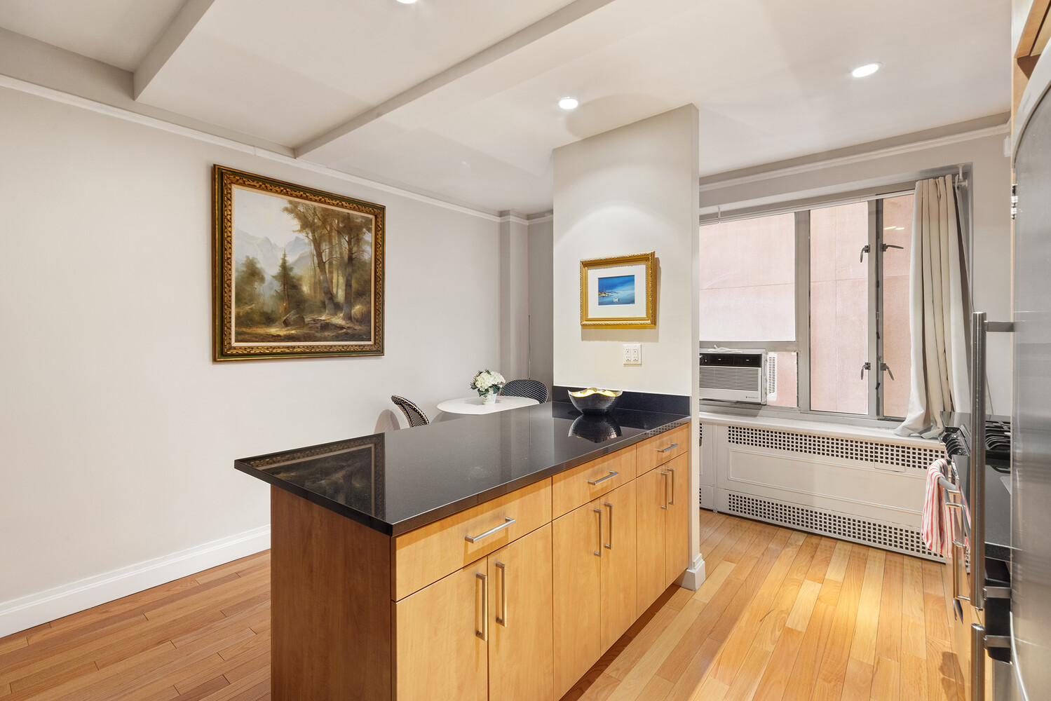 20 East 35th Street 3H Murray Hill New York NY 10016