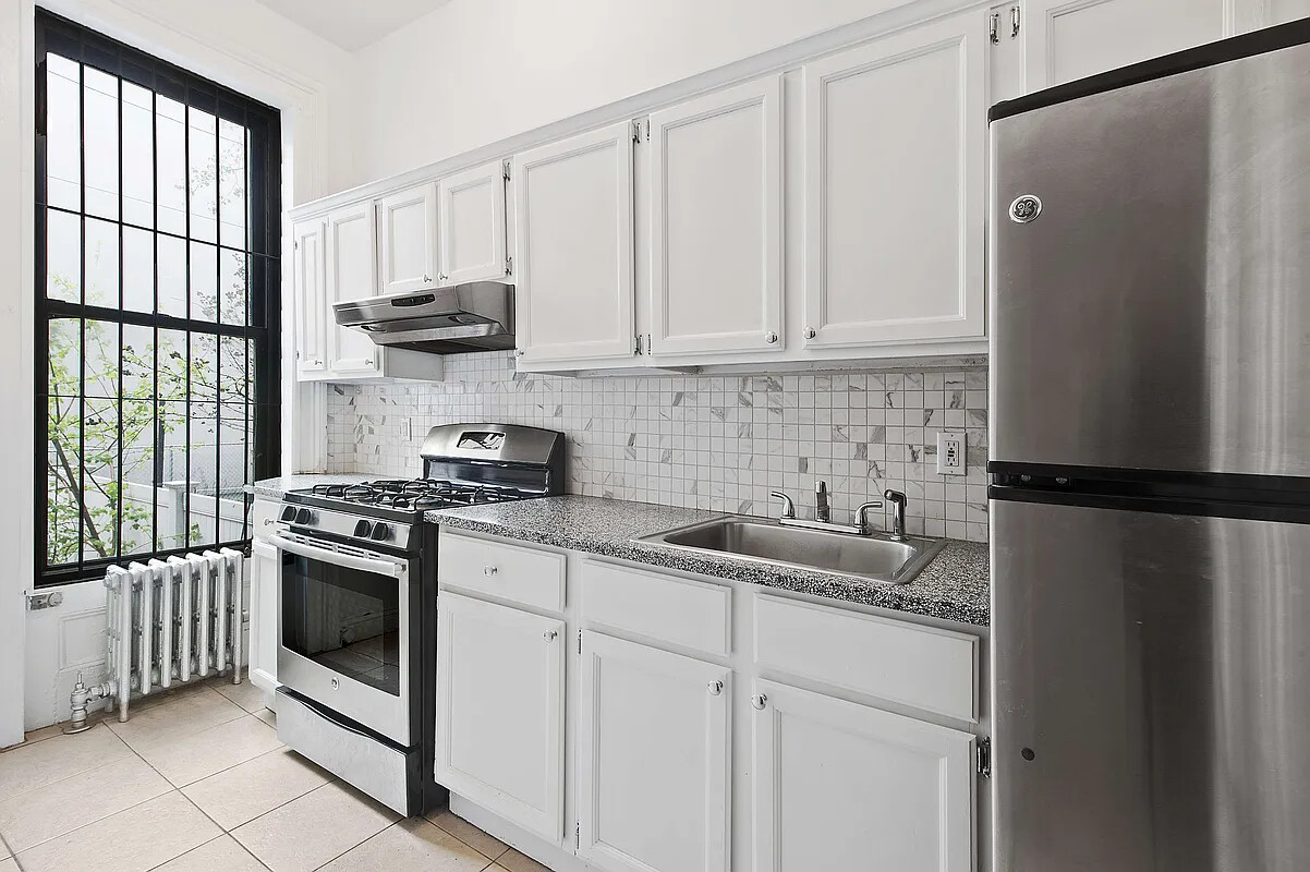 605 Vanderbilt Avenue Prospect Heights Brooklyn NY 11238