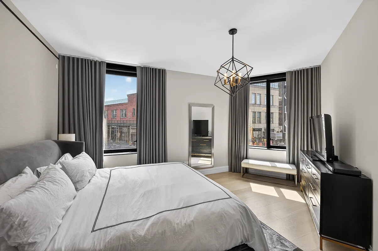 175 West 10th Street 2 W. Greenwich Village New York NY 10014