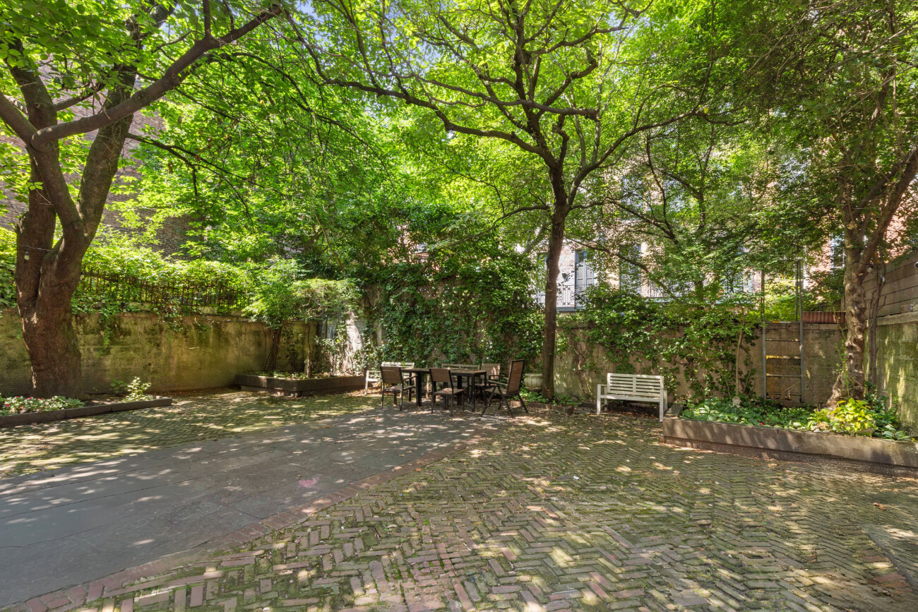 44-46 Barrow Street W. Greenwich Village New York NY 10014