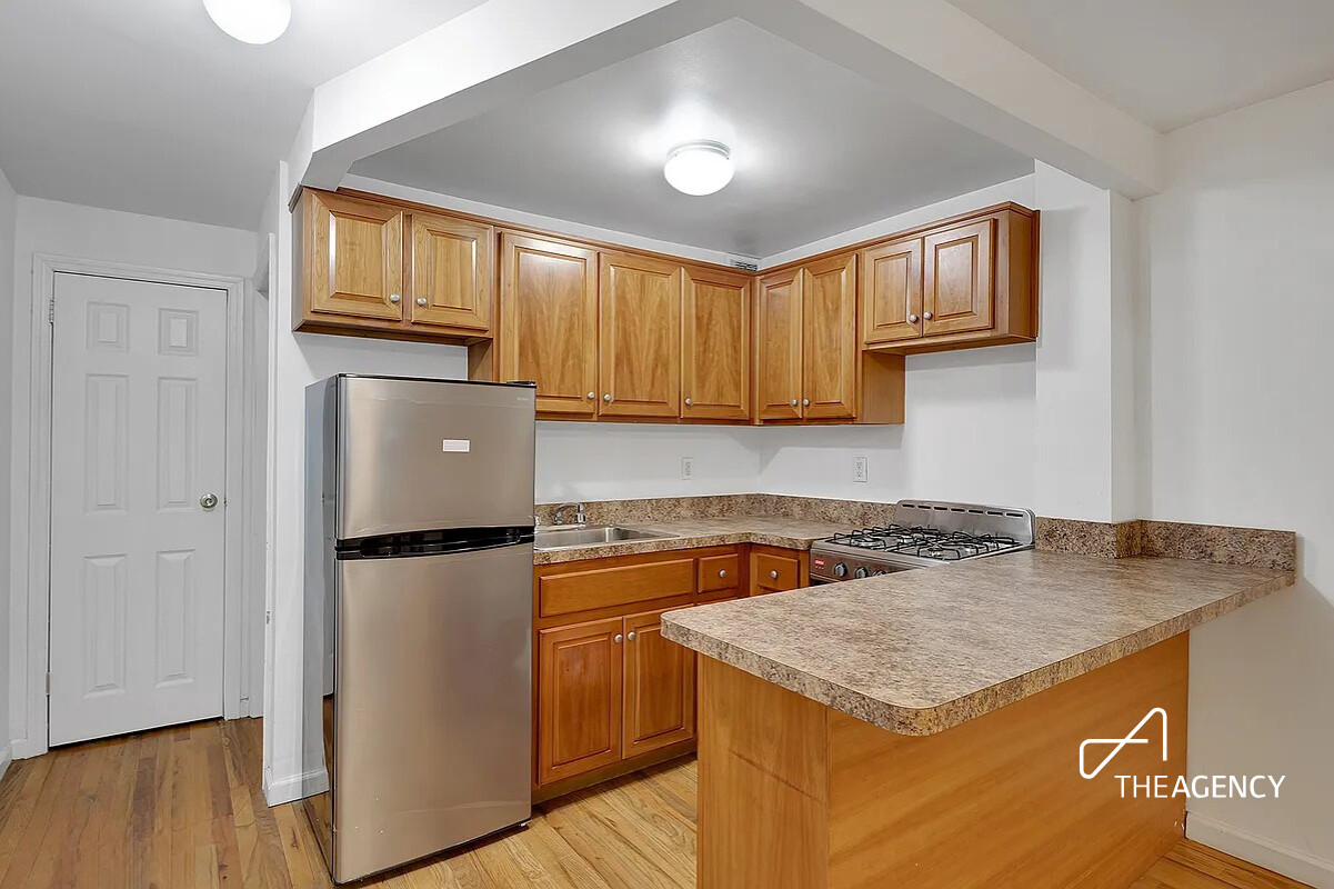 242 West 21st Street A Chelsea New York NY 10011