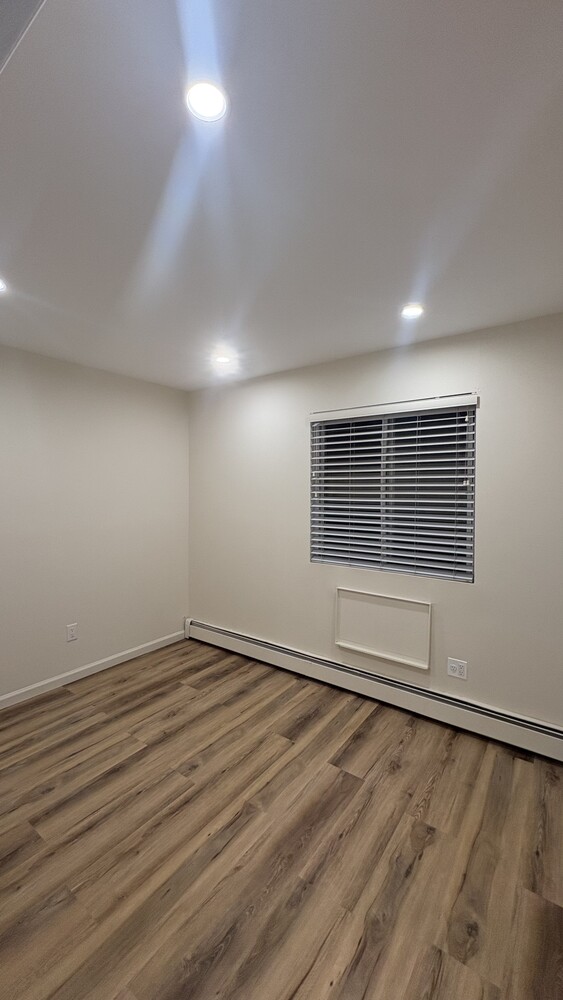 178 Beach 98th Street 3 Hammels Queens NY 11694